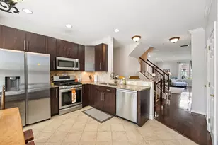 428 Newburgh Ct, West New York, NJ 07093 - Photo 9