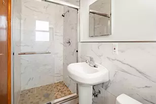 184 Central Ln, Secaucus, NJ 07094 - Photo 9