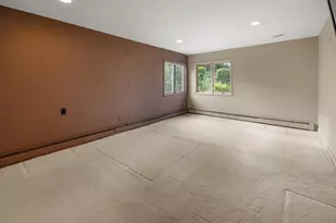 9E Cove Ln, North Bergen, NJ 07047 - Photo 15