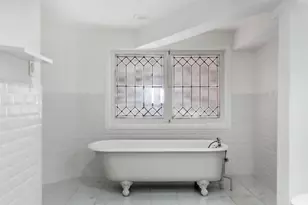 299 Pavonia Ave, Jersey City, NJ 07302 - Photo 25