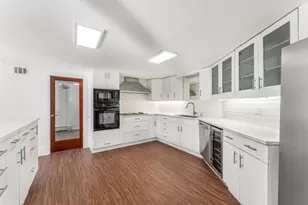 299 Pavonia Ave, Jersey City, NJ 07302 - Photo 11