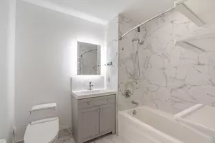 20 Newport Pkwy, Jersey City, NJ 07310 - Photo 11