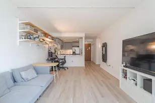 20 Newport Pkwy, Jersey City, NJ 07310 - Photo 3