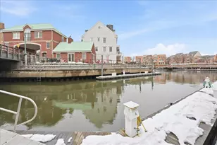 101 Shearwater Ct E, Jersey City, NJ 07305 - Photo 35