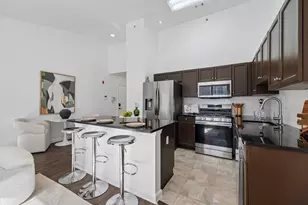 3 Soho Dr, Jersey City, NJ 07305 - Photo 7
