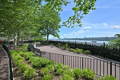 7004 Blvd East #31A, Guttenberg, NJ 07093 - Photo 27