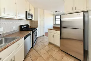 7004 Blvd E, Guttenberg, NJ 07093 - Photo 7