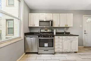 25 Van Reypen St, Jersey City, NJ 07306 - Photo 17