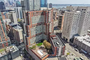 102 Christopher Columbus Dr, Jersey City, NJ 07302 - Photo 49