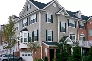 15 Alexander Ct, Jersey City, NJ 07305 - Photo 1