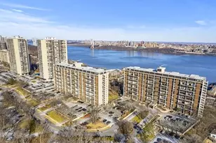 2 Horizon Rd, Fort Lee, NJ 07024 - Photo 27