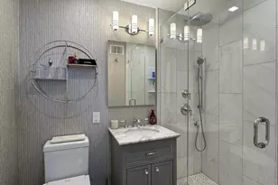 100 Manhattan Ave, Union City, NJ 07087 - Photo 15
