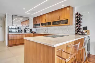 7000 Blvd E, Guttenberg, NJ 07093 - Photo 5