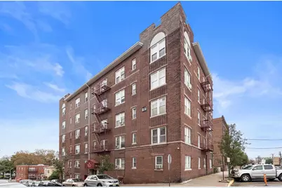 39 74th St #E3, North Bergen, NJ 07047 - Photo 1