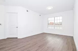 225 Bay St, Jersey City, NJ 07302 - Photo 3