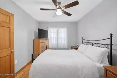 28 Willow St, Bayonne, NJ 07002 - Photo 17