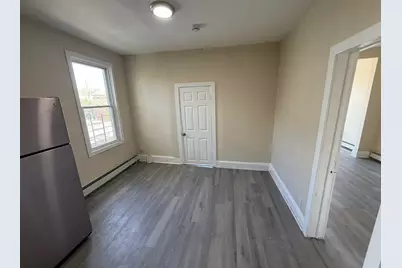 89 Bostwick Ave #2F, Jersey City, NJ 07305 - Photo 5