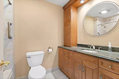 205 Shearwater Ct West #32, Jersey City, NJ 07305 - Photo 15