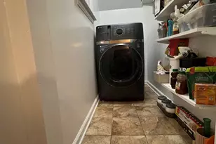 11 Beverly Pl, Edgewater, NJ 07020 - Photo 17