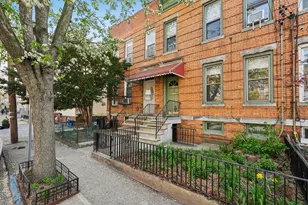 389 Woodlawn Ave, Jersey City, NJ 07305 - Photo 39