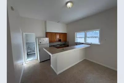 369-371 Avenue E #1, Bayonne, NJ 07002 - Photo 5