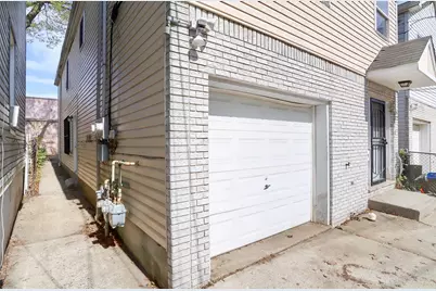 63 Hobson St, Newark, NJ 07112 - Photo 27