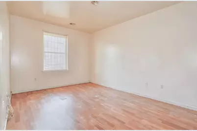 63 Hobson St, Newark, NJ 07112 - Photo 5