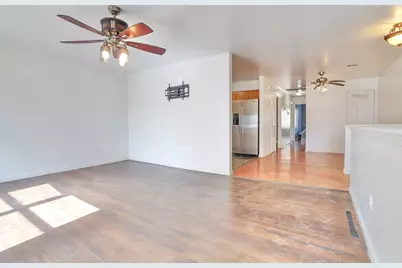 63 Hobson St, Newark, NJ 07112 - Photo 17