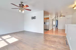 63 Hobson St, Newark, NJ 07112 - Photo 17