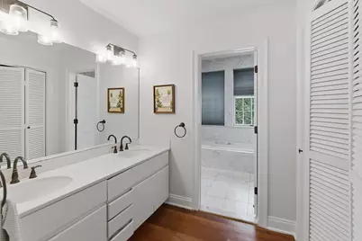 26 Half Moon Isle #26, Jersey City, NJ 07305 - Photo 23