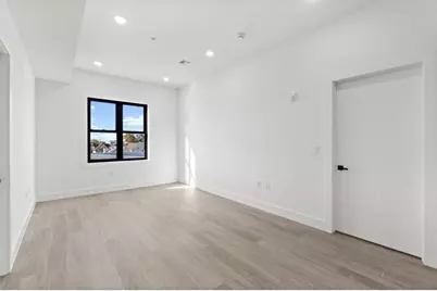 425 Avenue C #504, Bayonne, NJ 07002 - Photo 11