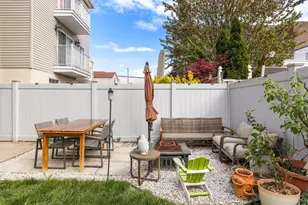 95 Thorne St, Jersey City, NJ 07307 - Photo 19