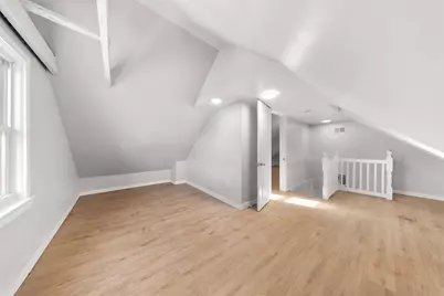 12 Juliette St, Bayonne, NJ 07002 - Photo 9