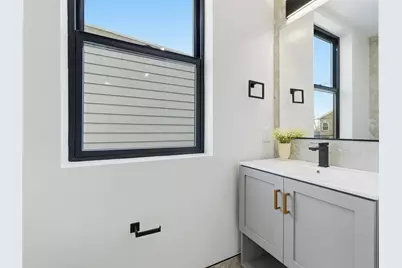82 Pamrapo Ave #2, Jersey City, NJ 07305 - Photo 17