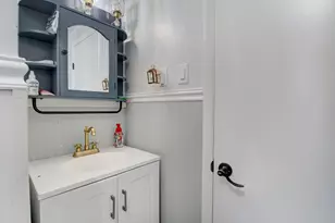 26 E 49th St, Bayonne, NJ 07002 - Photo 17