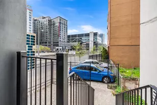 375 Baldwin Ave, Jersey City, NJ 07306 - Photo 21
