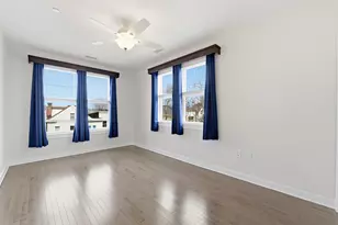 974 Summit Ave, Jersey City, NJ 07307 - Photo 15