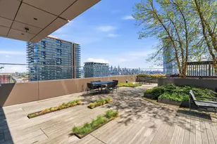 75 Park Ln S, Jersey City, NJ 07310 - Photo 11