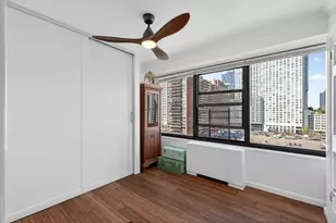 135 Montgomery St, Jersey City, NJ 07302 - Photo 19