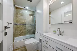 245 Jewett Ave, Jersey City, NJ 07304 - Photo 23