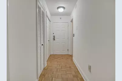 208 Shearwater Ct West #45, Jersey City, NJ 07305 - Photo 25