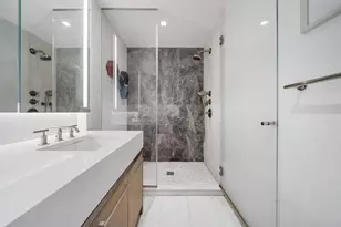 75 Park Ln S, Jersey City, NJ 07310 - Photo 13