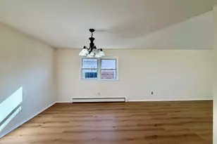 71 Linnet St, Bayonne, NJ 07002 - Photo 5