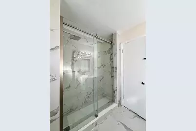71 Linnet St, Bayonne, NJ 07002 - Photo 11