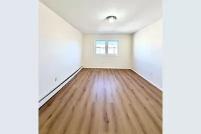 71 Linnet St, Bayonne, NJ 07002 - Photo 17