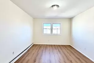 71 Linnet St, Bayonne, NJ 07002 - Photo 17