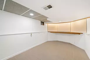 132 W 55th St, Bayonne, NJ 07002 - Photo 25