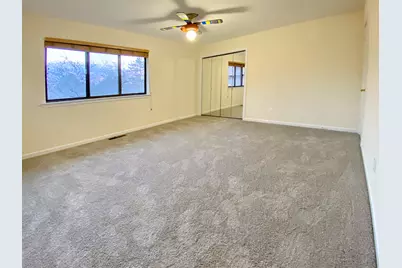 624 Sanderling Ct, Secaucus, NJ 07094 - Photo 29