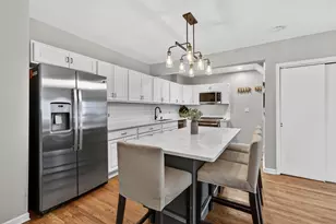 556 1st St, Hoboken, NJ 07030 - Photo 9