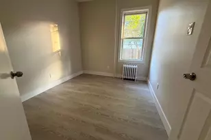 221 Wilkinson Ave, Jersey City, NJ 07305 - Photo 7